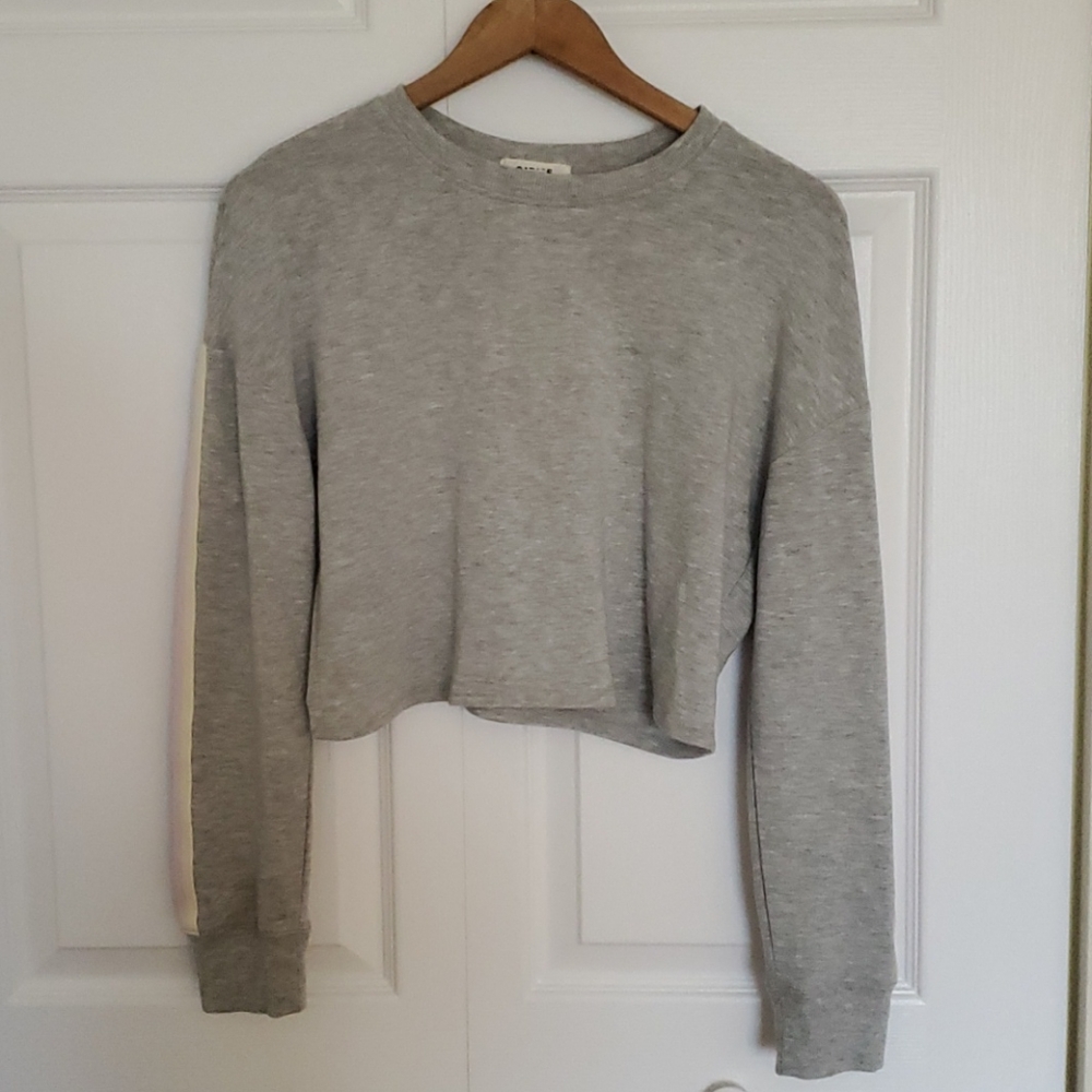Long sleeve crop top